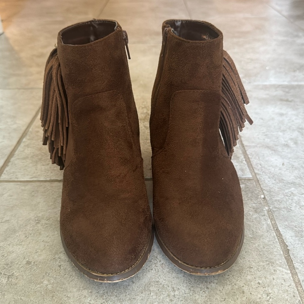 Fringed ankle boots
